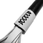 Фото 2: Плеть кожаная чёрно-белая