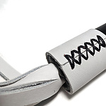 Фото 2: Плеть кожаная чёрно-белая